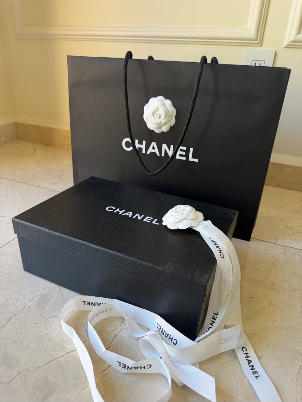 CHANEL Classic Black Slingback Pumps 39.5 + Box, Dust Bags & Shopping Bag - Picture 15 of 16
